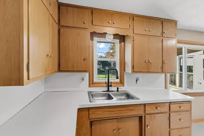 4767 Carolyn Lane, White Bear Lake, MN 55110 - Photo 9