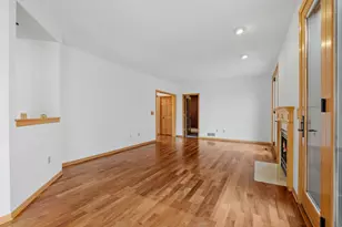 16130 39th Pl N, Plymouth, MN 55446 - Photo 23