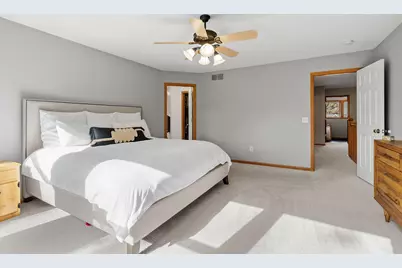 18615 Irvine Trail, Lakeville, MN 55044 - Photo 37