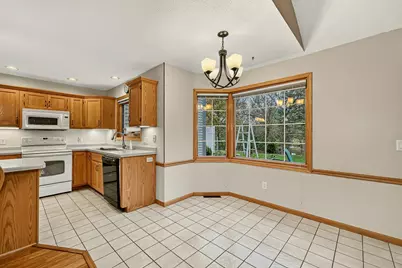 2624 Tuxedo Lane NW, Rochester, MN 55901 - Photo 5