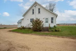 4082 E County Road Y, Eau Galle, WI 54737 - Photo 1