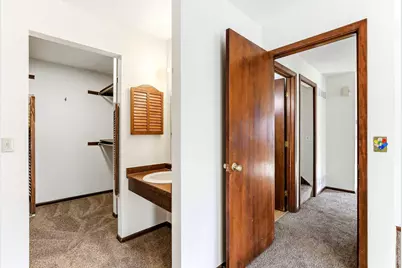 6750 Gretchen Court N, Oakdale, MN 55128 - Photo 13