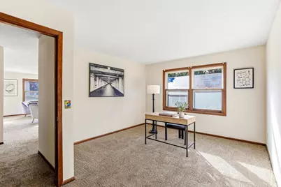 6750 Gretchen Court N, Oakdale, MN 55128 - Photo 11