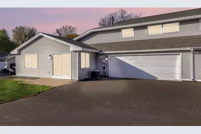 6750 Gretchen Court N, Oakdale, MN 55128 - Photo 25