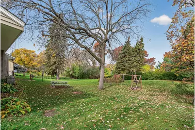 204 Woodland Drive, Burnsville, MN 55337 - Photo 25