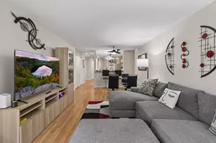 7605 Edinborough Way, Edina, MN 55435 - Photo 9
