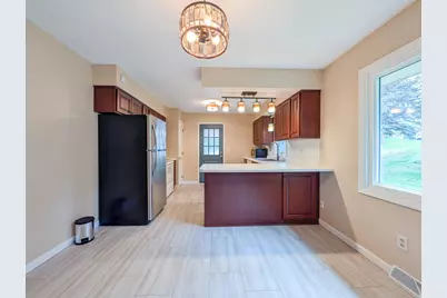 2601 Brookview Drive, Burnsville, MN 55337 - Photo 5