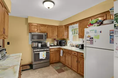 16861 Prairie Lane, Eden Prairie, MN 55346 - Photo 9
