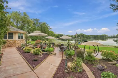 154 Twin Lake Boulevard, Little Canada, MN 55127 - Photo 3
