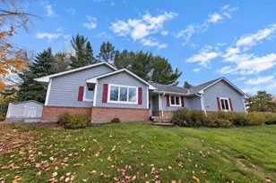 3235 Park Overlook Dr, Shoreview, MN 55126 - Photo 1