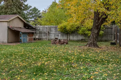 3024 81st Avenue N, Brooklyn Park, MN 55444 - Photo 7