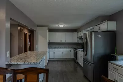 3024 81st Avenue N, Brooklyn Park, MN 55444 - Photo 17