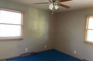 802 11th Ave N, Moorhead, MN 56560 - Photo 23
