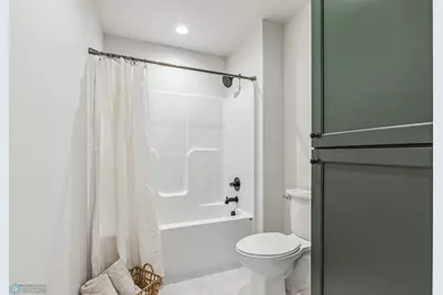 5820 31 Street S, Fargo, ND 58104 - Photo 29