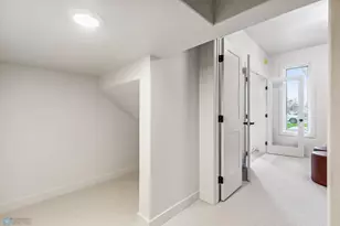 5820 31st St S, Fargo, ND 58104 - Photo 13