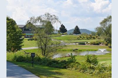 216 Mountain Crest Drive #34, Hendersonville, NC 28739 - Photo 5