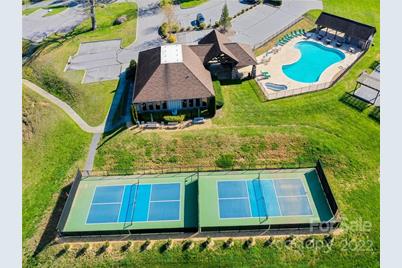 90 Mountain Crest Drive #30, Hendersonville, NC 28739 - Photo 25