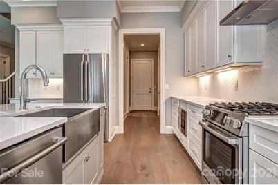 309 Audrey Place #6, Charlotte, NC 28226 - Photo 9