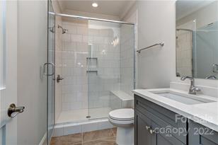 313 Audrey Pl, Charlotte, NC 28226 - Photo 25