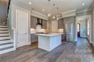 409 Audrey Pl, Charlotte, NC 28226 - Photo 7