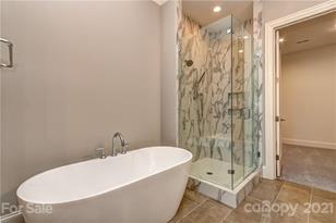 317 Audrey Pl, Charlotte, NC 28226 - Photo 17