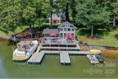 150 Peninsula Drive - Photo 1