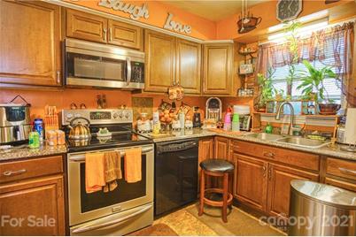6222 Bonnybrook Lane, Charlotte, NC 28212 - Photo 13