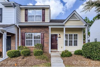 730 Rock Lake Glen - Photo 1