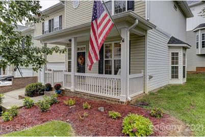 404 Callaway Drive - Photo 1