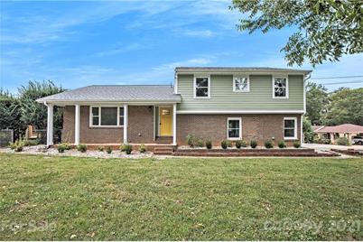121 Louise Drive - Photo 1