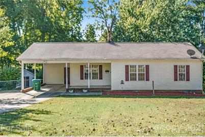 310 E Louisiana Avenue - Photo 1