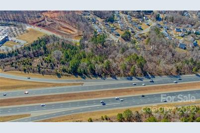 8112 Cambridge Commons Drive, Charlotte, NC 28215 - Photo 7