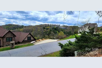 8 English Hills Drive, Asheville, NC 28804 - Photo 5