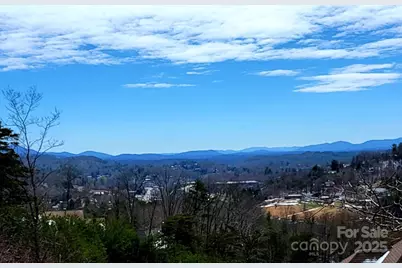 8 English Hills Drive, Asheville, NC 28804 - Photo 3