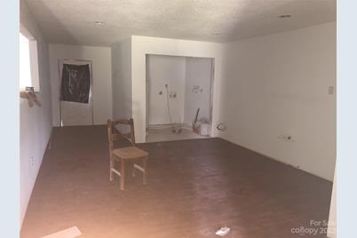 310 East Street, Heath Springs, SC 29058 - Photo 5