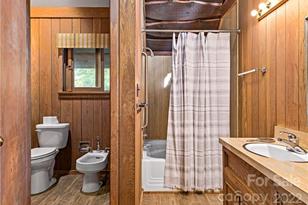 8 50 and 200 Cc Farm Rd, Burnsville, NC 28714 - Photo 21