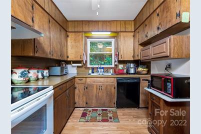 8, 50 and 200 Cc Farm Road, Burnsville, NC 28714 - Photo 31