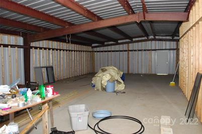 204 N Oakland Avenue, Statesville, NC 28677 - Photo 9