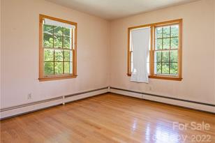 99999 Merrills Cove Rd, Asheville, NC 28803 - Photo 17