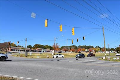 1297 Hwy 150 Bypass, Lincolnton, NC 28092 - Photo 35