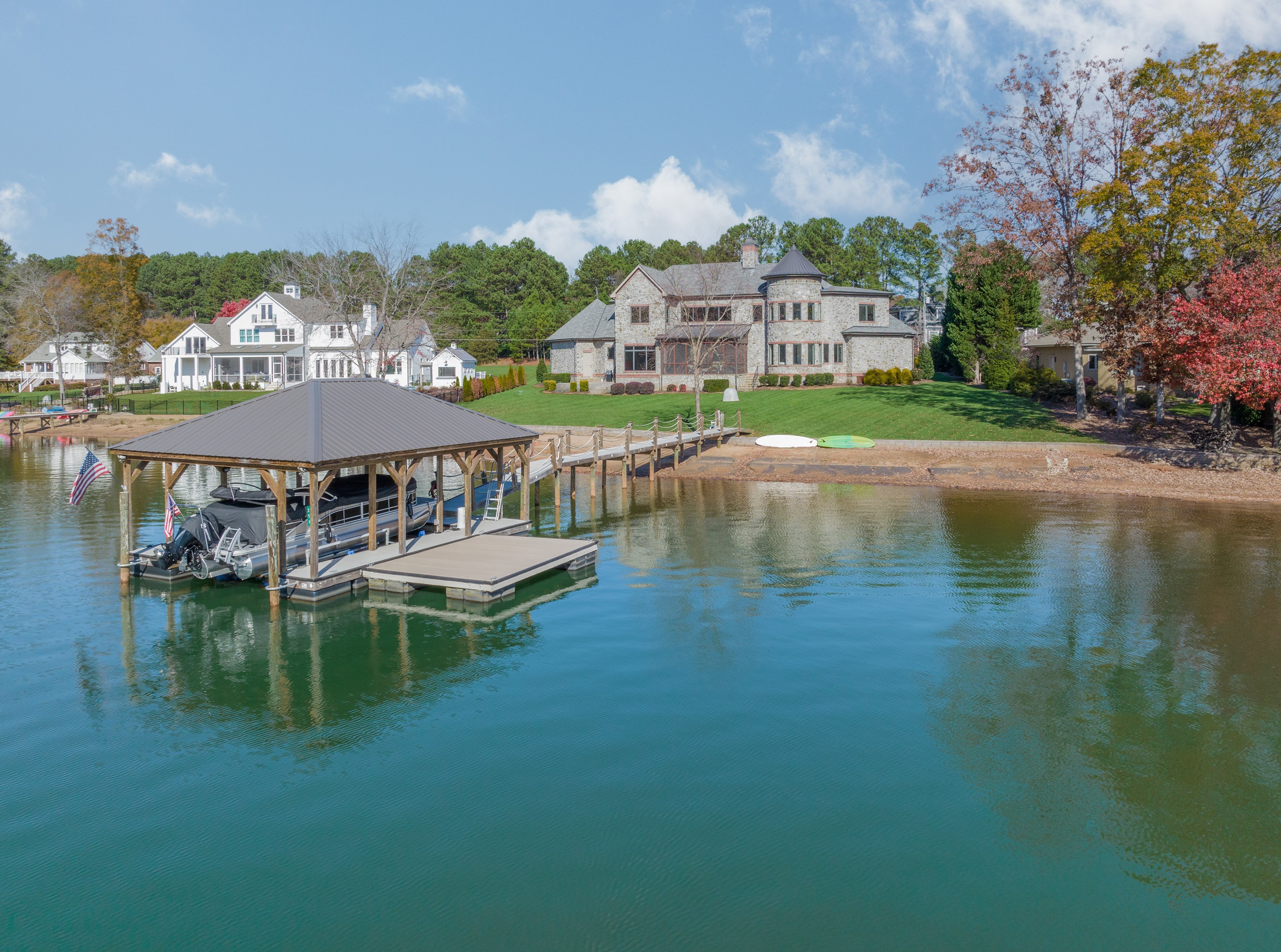 251 Gainswood Dr, Mooresville NC  28117-9272 exterior