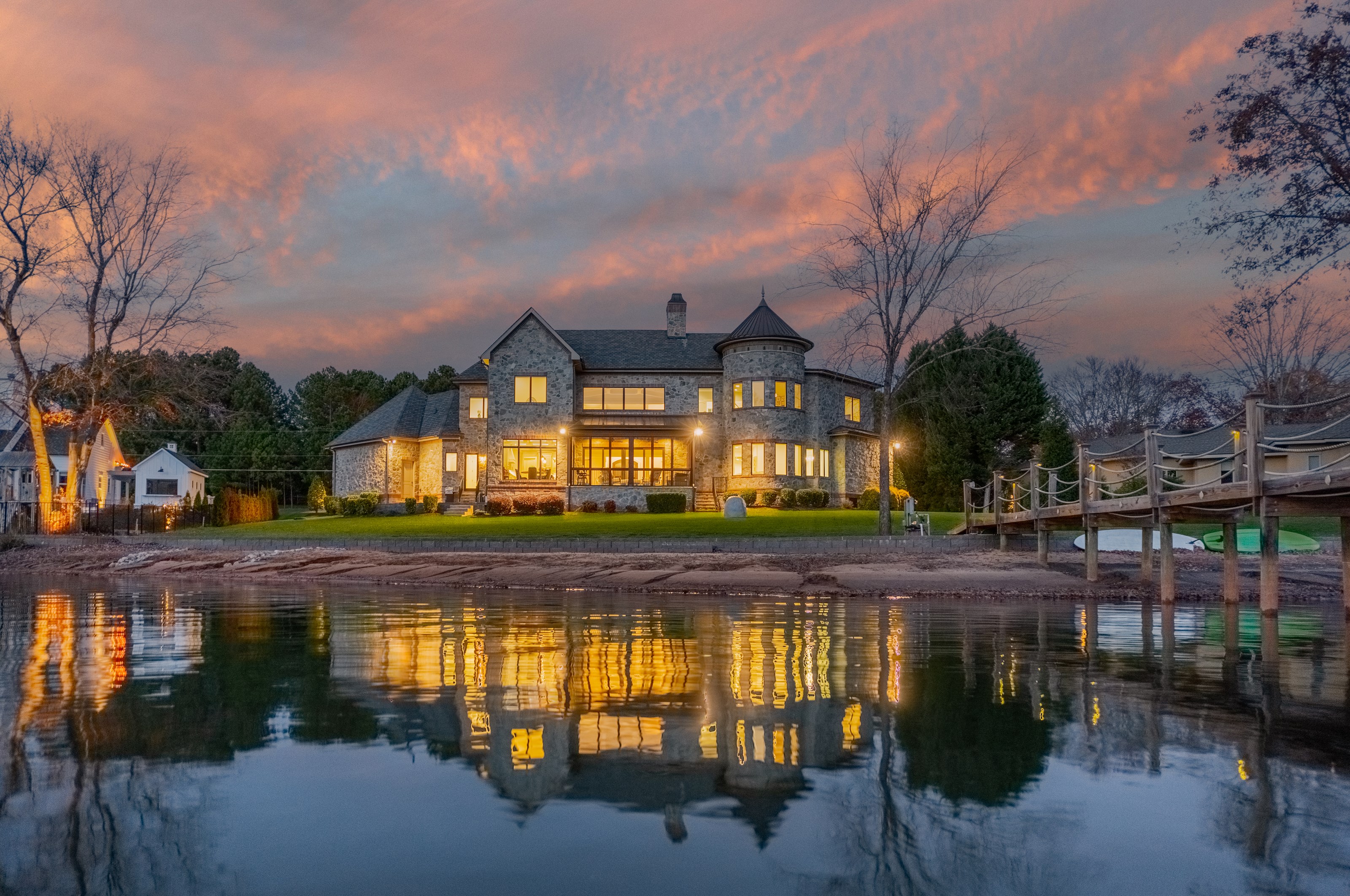 251 Gainswood Dr, Mooresville NC  28117-9272 exterior