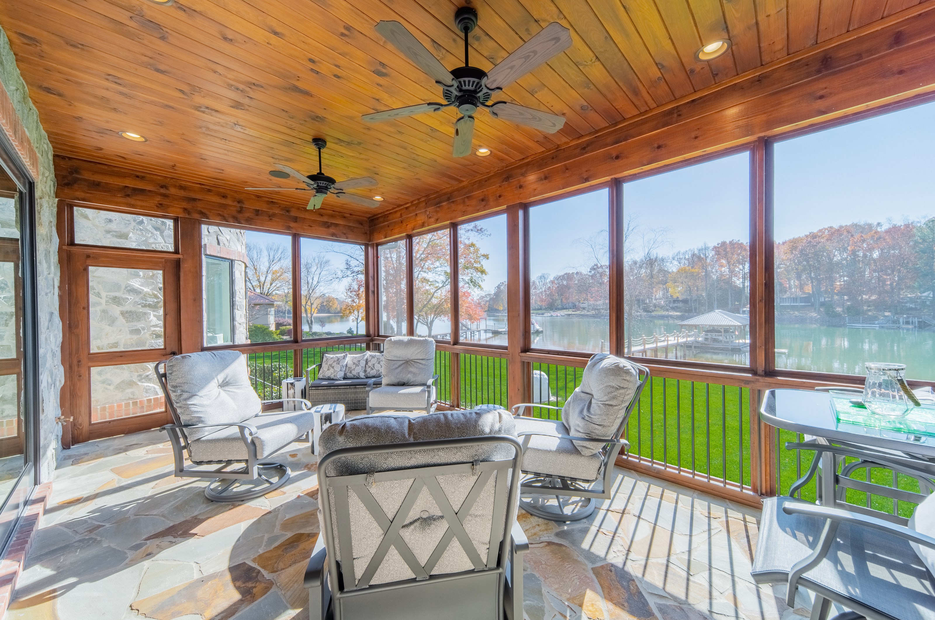 251 Gainswood Dr, Mooresville NC  28117-9272 exterior