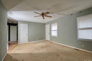 651 655 659 Dallas Stanley Hwy, Dallas, NC 28034 - Photo 5