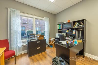 110 A Chadwick Square Court, Hendersonville, NC 28739 - Photo 5