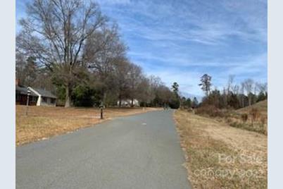 2835 Alexander Road, Charlotte, NC 28262 - Photo 3