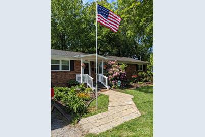 406 Ohio Avenue, Bessemer City, NC 28016 - Photo 1