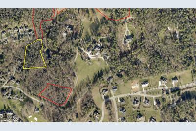 722 Sherwood Drive S #14, Flat Rock, NC 28731 - Photo 1