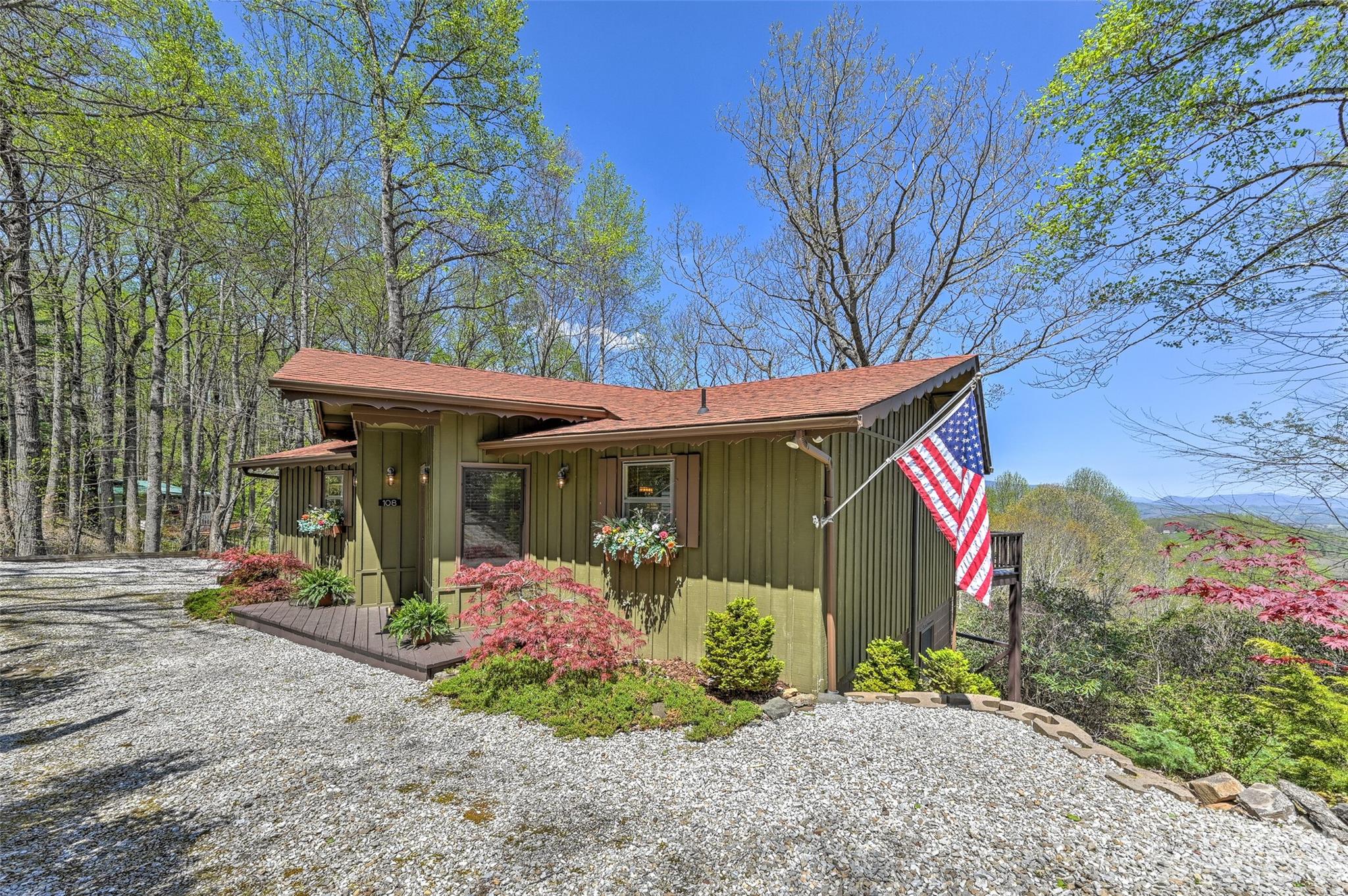 108 Stoney Crest Dr, Spruce Pine, NC 28777 MLS 4021335 Coldwell Banker