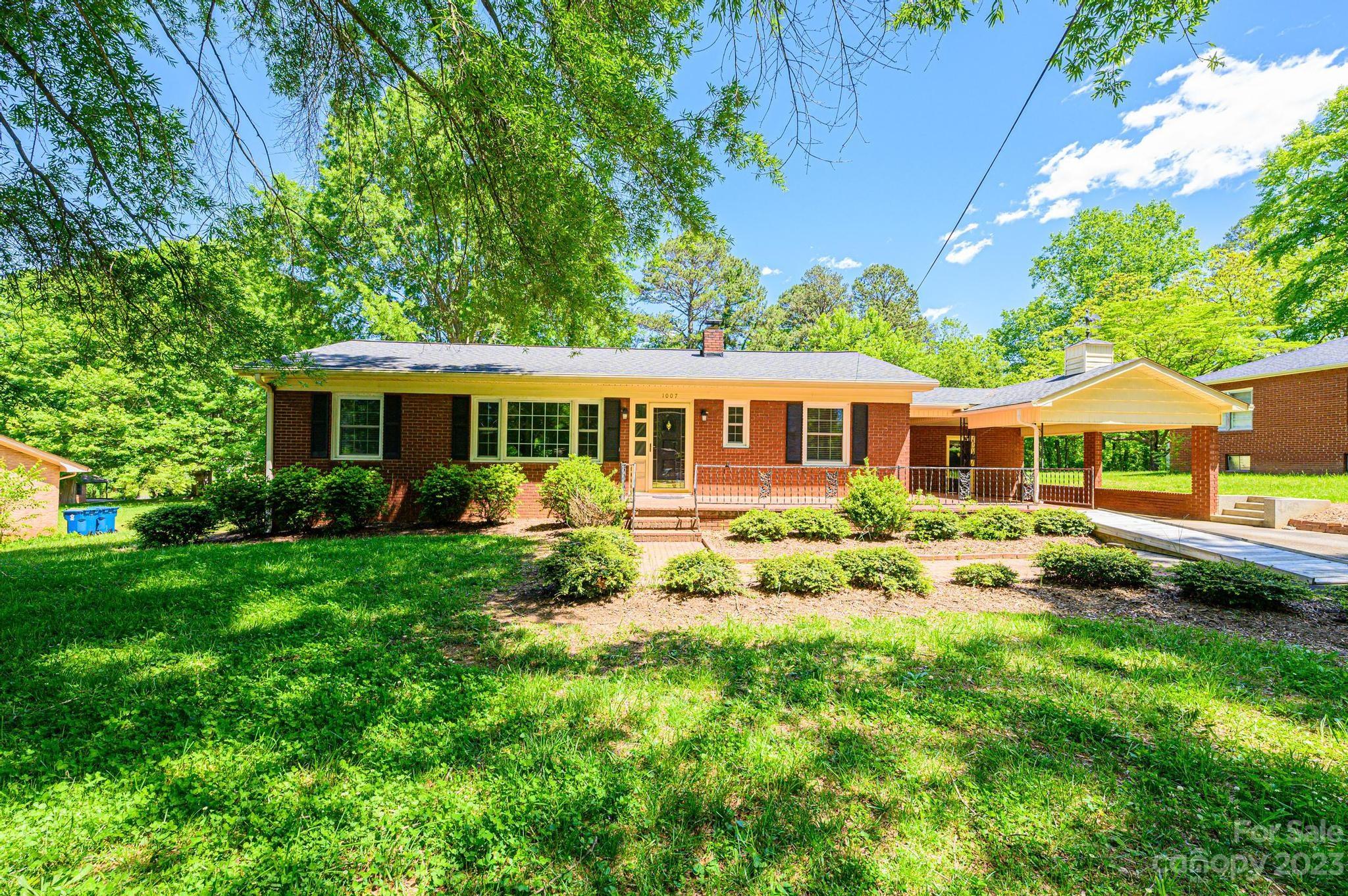 1007 E Klutz St, Maiden, NC 28650 MLS 4026631 Coldwell Banker